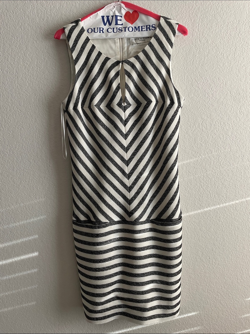 Trina Turk Sleeveless Black and White Dress Classic Chevron Pattern